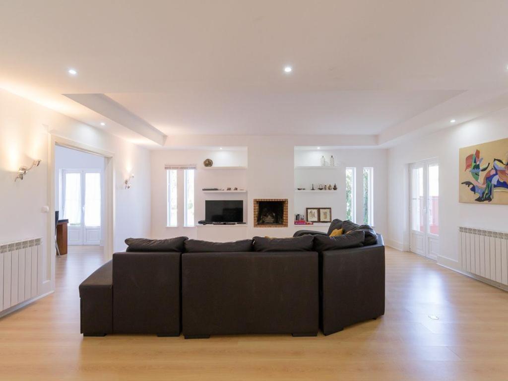 Villa Garidas Titanio - Modern&spacious 5 Bedroom For 10 - Private Gated Pool