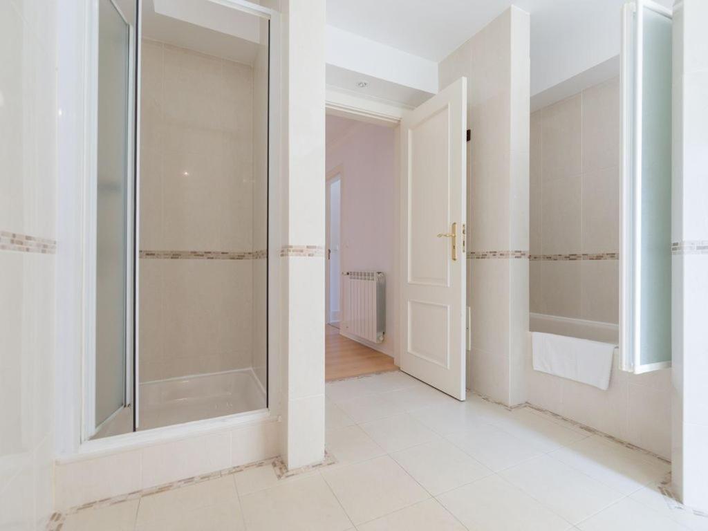 Villa Garidas Titanio - Modern And Spacious 5 Bedroom For 10 - Private Gated Pool Lisboa